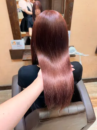 ロング 青木 舞佳のヘアスタイル