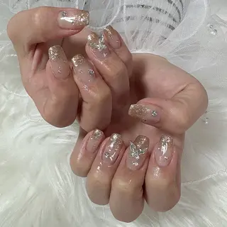 ネイル シュシュ 🎀 girly nailのネイルデザイン