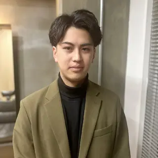 メンズ アイブロウ iplus✴ まつげ、眉毛、耳つぼのマツエク・マツパデザイン