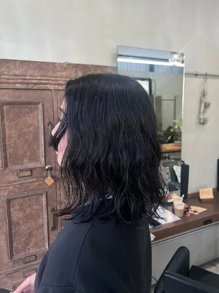 ミディアム カラー H 梅田所属・藤本 泰のヘアスタイル