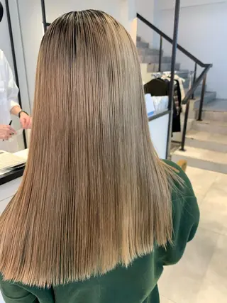 ロング カラー 酸性ストレート・ メンズ 三原 楊子のヘアスタイル