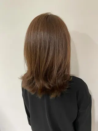 ミディアム 太田ありさ クリーミーヘアカラーのヘアスタイル