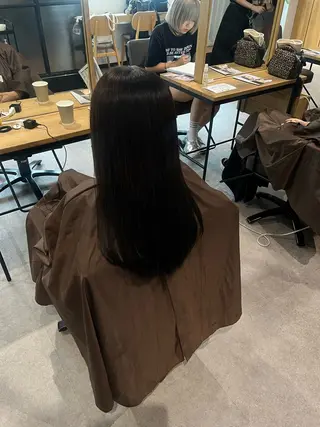 セミロング カラー NORA GINZA/U所属・新倉 あかねのヘアスタイル