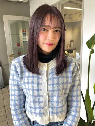 ミディアム カラー ヘアアレンジ umu.［韓国ヘア /レイヤーカット］のヘアスタイル