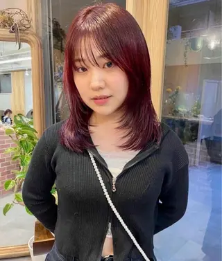 ミディアム カラー ヘアアレンジ ハイトーン mamiのヘアスタイル