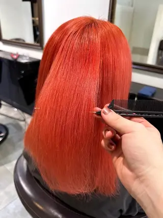 セミロング カラー ハイトーン🌈艶カラ ー✨ブリーチ/RYOのヘアスタイル