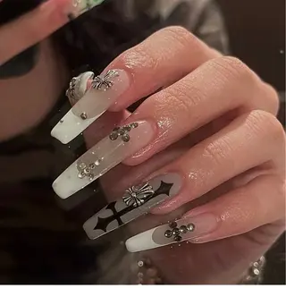 ネイル Lina所属・Lina Nail Salonのネイルデザイン