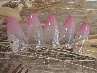 ネイル Queen nail所属・QUEENNA IL JR寺田町1分のネイルデザイン