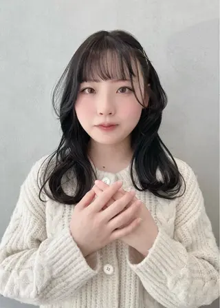 セミロング カラー 小顔ショート🌿 Say.石川葵のヘアスタイル