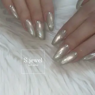 ネイル S♡JEWEL所属・S. JEWELのネイルデザイン