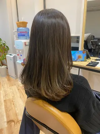 ロング カラー ❤️パーマ美容師✂︎ 井口美緒のヘアスタイル
