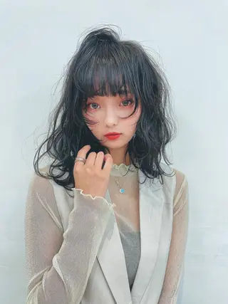 ミディアム 韓国風レイヤーカット 松葉翔のヘアスタイル