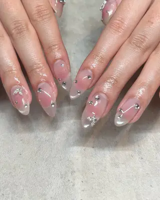 ネイル Miyu(ミユ) 【 cutill 】のネイルデザイン