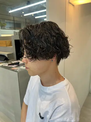パーマ メンズ 当日予約OK レイヤーカット/艶髪のヘアスタイル