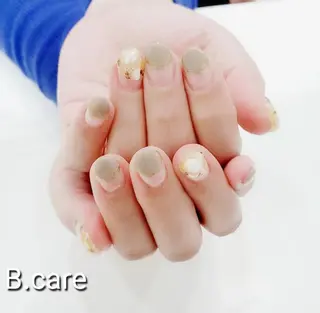 ネイル B.care自由ヶ丘所属・早坂  のネイルデザイン