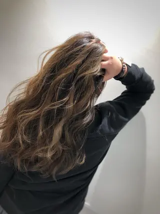 セミロング ノアヘアデザイン町田店所属・ショートヘア特化 mayaのヘアスタイル