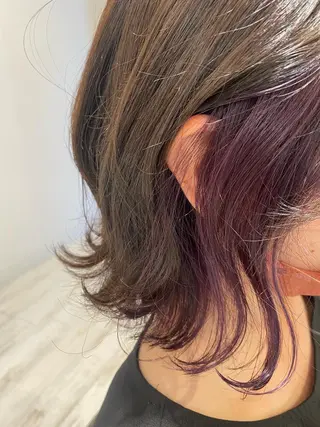 ミディアム カラー ヘアアレンジ tomona. iの眉毛・アイブロウイメージ