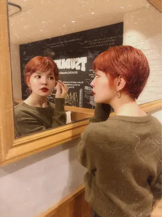 ショート カラー 佐治 梨乃のヘアスタイル