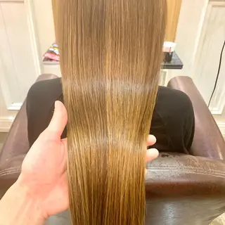 ロング 抜毛 薄毛 白髪 頭皮改善　柳沢慶のヘアスタイル