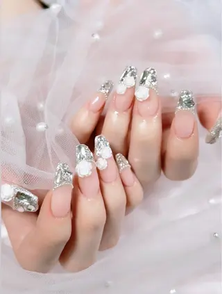 ネイル Queen ネイル&アイラッシュ所属・Queen ネイル&アイラッシュのマツエク・マツパデザイン
