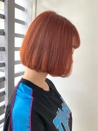 ミディアム カラー ANNA ／艶髪／ハイトーンのヘアスタイル