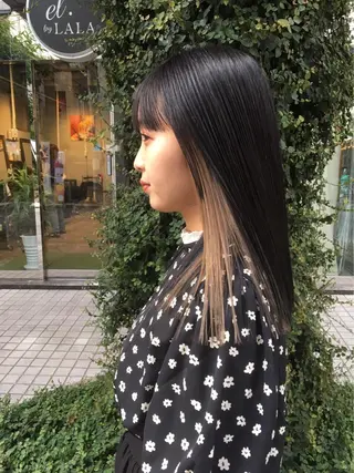 セミロング カラー 牧原歩夢/レイヤー /ウルフ/ブリーチのヘアスタイル