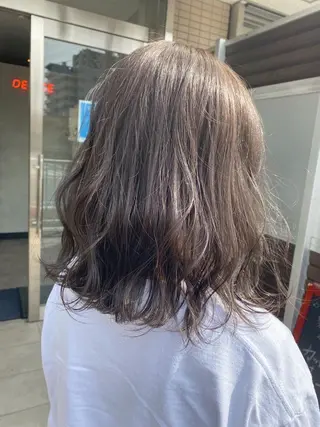 ミディアム カラー 🕶️佐藤 海李🐏のヘアスタイル