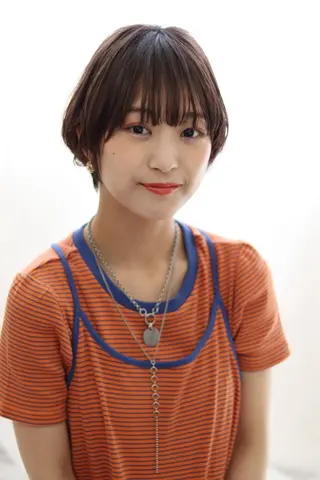 ショート 山﨑彩乃 🫧 縮毛矯正のヘアスタイル