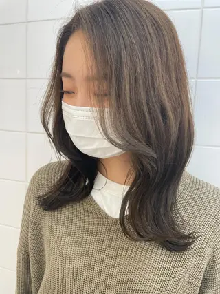 ミディアム カラー clam. yuu🦩のヘアスタイル