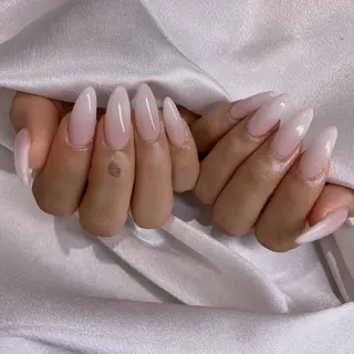 ネイル M2ネイルサロン【長さ出し&フィルイン導入店】所属・長さ出し専門店 RIRIのネイルデザイン