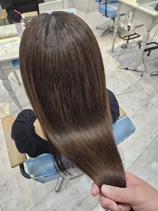 セミロング カラー 顔周りレイヤーカット 髪質改善代表西村功平のヘアスタイル