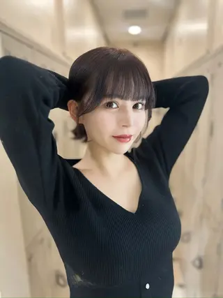 ミディアム カラー ヘアアレンジ CHIHIRO🤍 色っぽ韓国ヘアのヘアスタイル