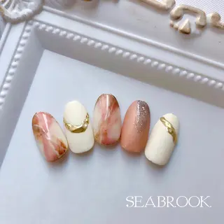 ネイル 鈴木 奈穂子のネイルデザイン