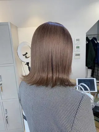 ミディアム カラー flamme Annaのヘアスタイル