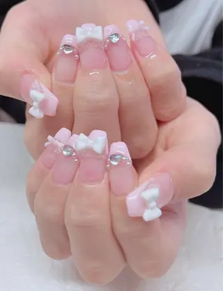 ネイル de mon coeur所属・岩本 祐子のネイルデザイン