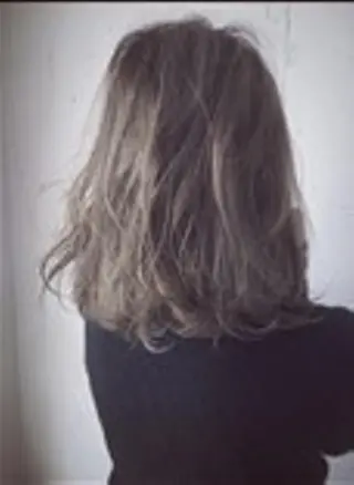 ミディアム ココバイファニック 関内のヘアスタイル