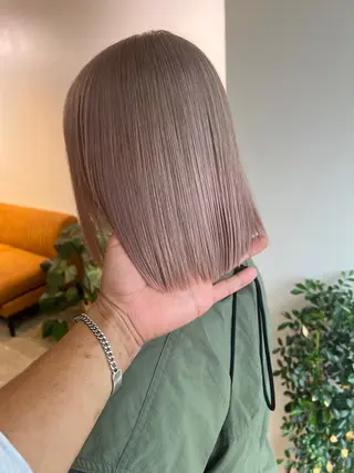 ショート 心斎橋/海外レイヤー 募集中三好玲奈のヘアスタイル