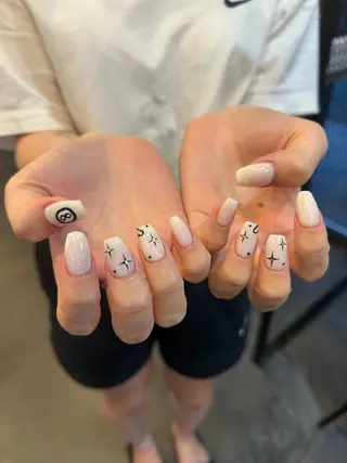 ネイル ハルナ/当日予約 🆗🪩のネイルデザイン