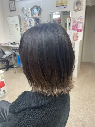 カラー アトリエリーベル所属・佐々木 奈菜江のヘアスタイル