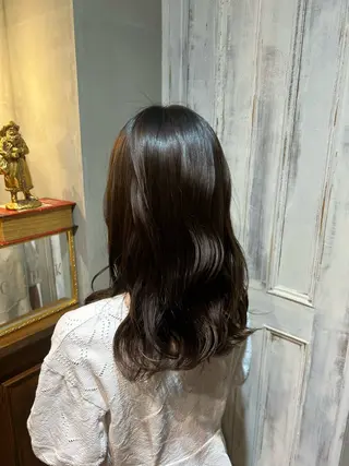 ミディアム ブリーチ無しWカラー mana🎀🤍のヘアスタイル