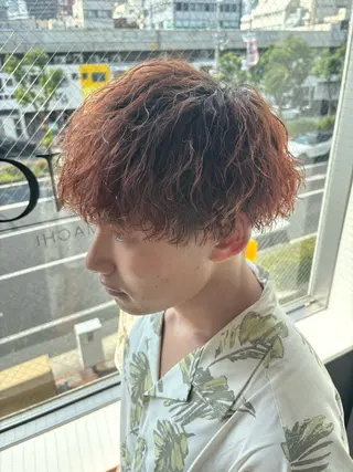 ミディアム パーマ メンズ 穐田 航のヘアスタイル