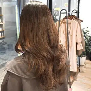 ロング mIyu/ナチュラル カラー/レイヤー🤎のヘアスタイル