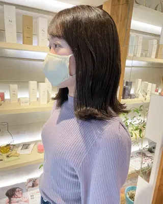 ミディアム カラー あずまぐち めぐみのヘアスタイル