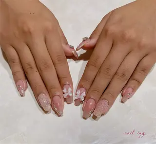 ネイル ｉｎｇ .のネイルデザイン