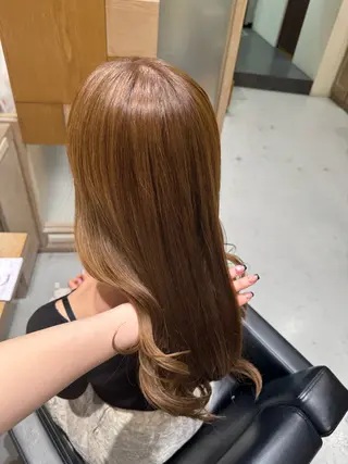 ロング カラー 透明感カラー/顔周り カット/レイヤーにかのヘアスタイル