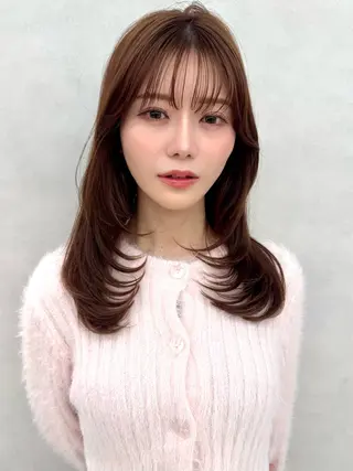 セミロング ツヤ髪縮毛矯正💫/ ハイトーン/あゆみのヘアスタイル