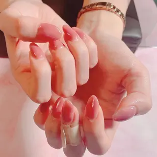 ネイル パラジェル/オフ無料 💅Rioのネイルデザイン