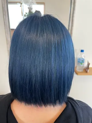 ショート カラー ラピスREIKA (女性限定)のヘアスタイル
