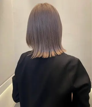 ミディアム カラー maina/透明感 ベージュ/ブラウンのヘアスタイル