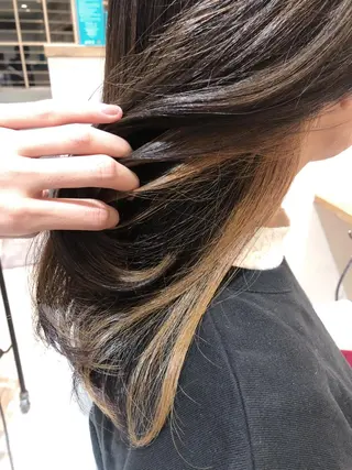 ロング Dream30所属・Dream30 miyuのヘアスタイル